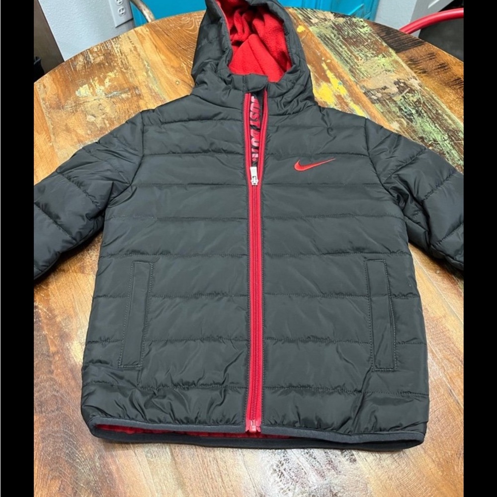 NWOT Nike Youth Puffer Jacket